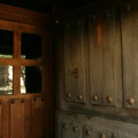 La Casa De Arribes *